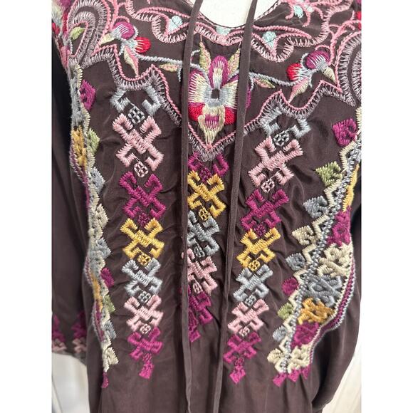 Johnny Was Biya Silk Tunic Blouse Embroidered Size Small Preppy Trendy - Picture 5 of 14